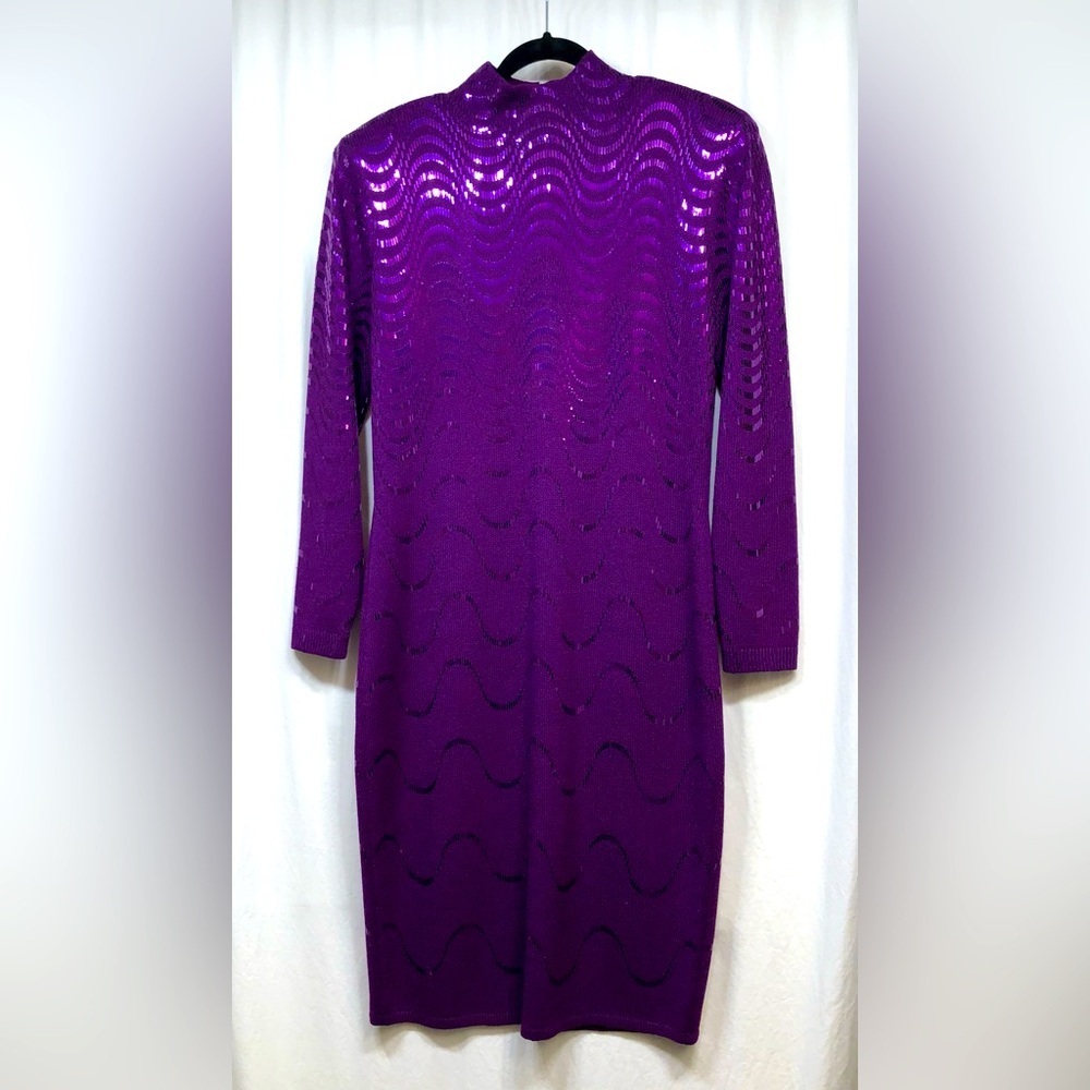 St. John Purple Knit Wave-Pattern Midi Dress - Picture 16 of 16